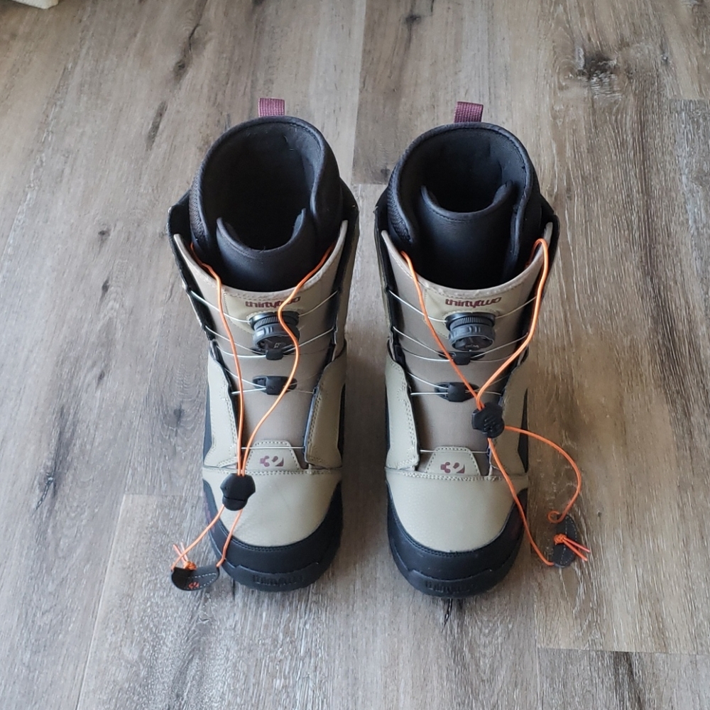Men's Thirty Two snowboard boots size 10